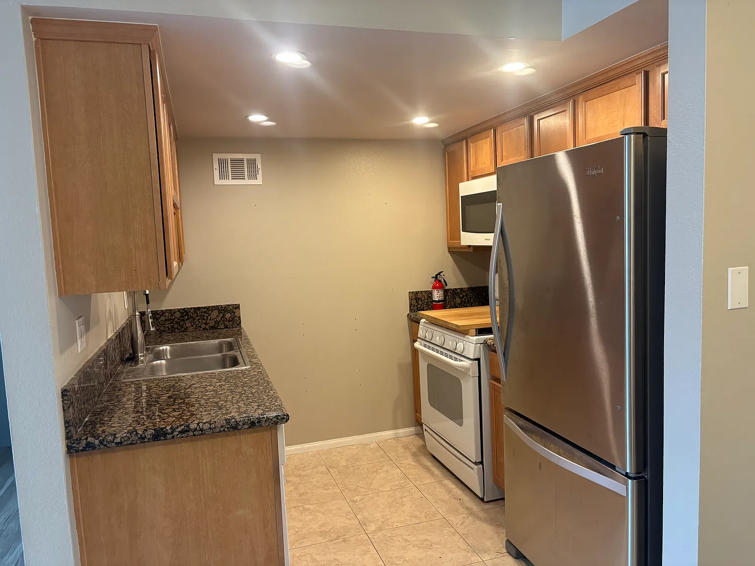 1 bed, 640 sqft, $1,500 — Photo 2