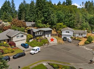 2012 SE 18th Ct, Renton, WA 98055