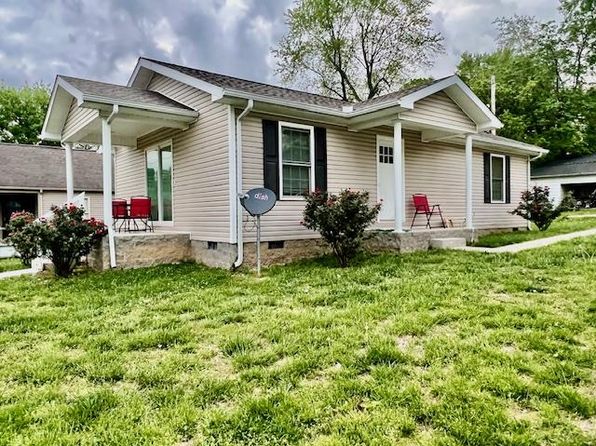 643 Hall St, Madisonville, KY 42431