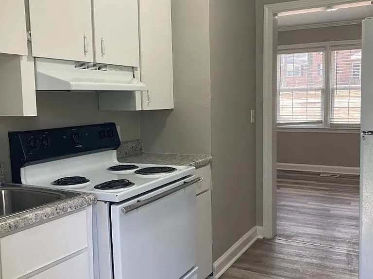3324 Vineville Ave — Photo 11