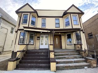 157 Bayview Ave #2, Jersey City, NJ 07305