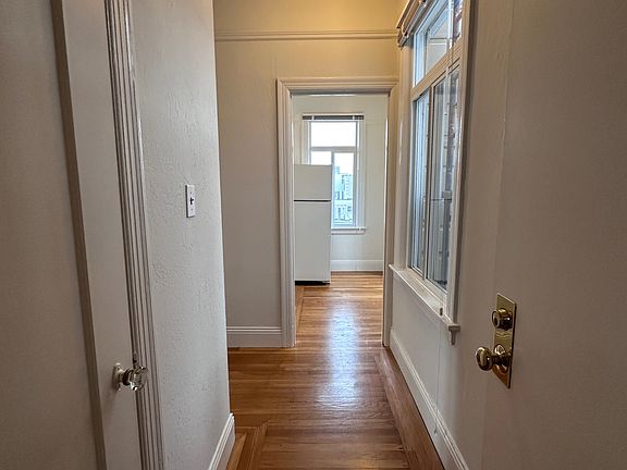 4th image of 2000 Beach St APT 306