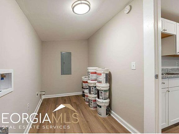 5th image of 13 Derrick St