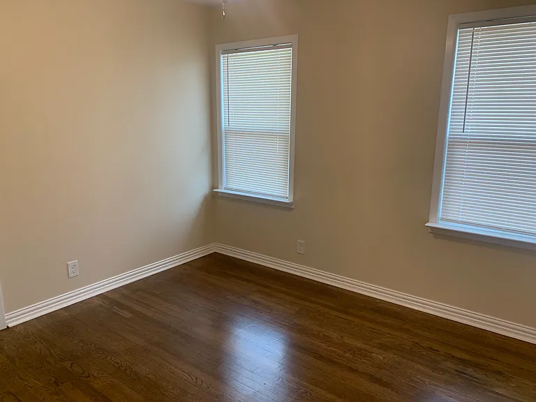2467 Princeton Ave — Photo 5
