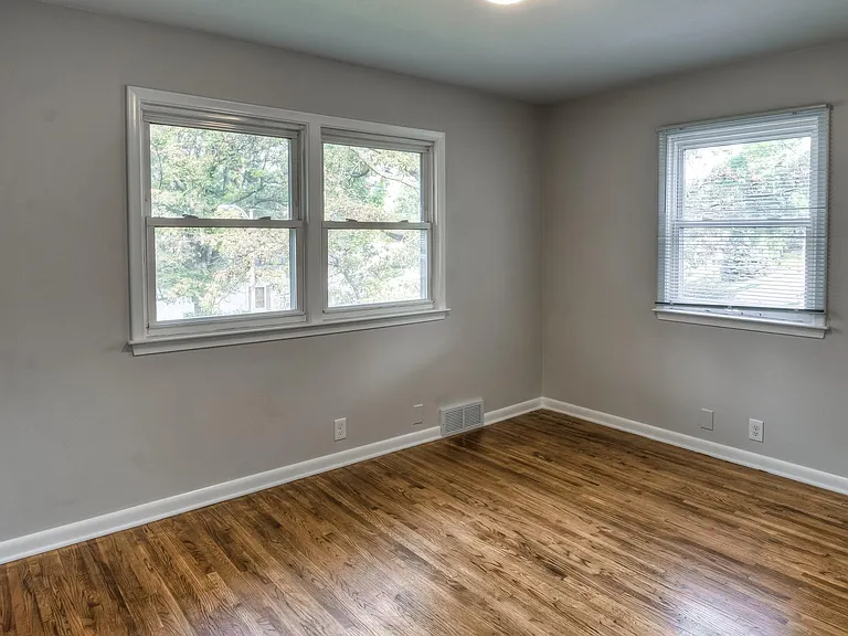 3511 S 107th Avenue Cir — Photo 15