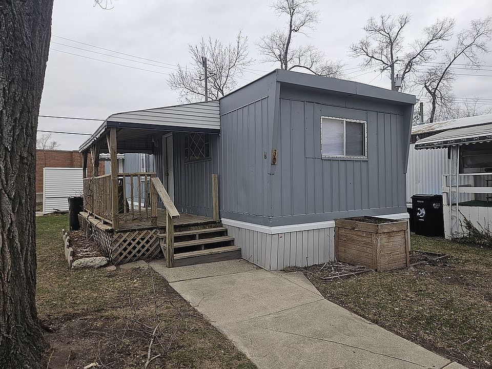 1st image of 25151 Dequindre Rd #30