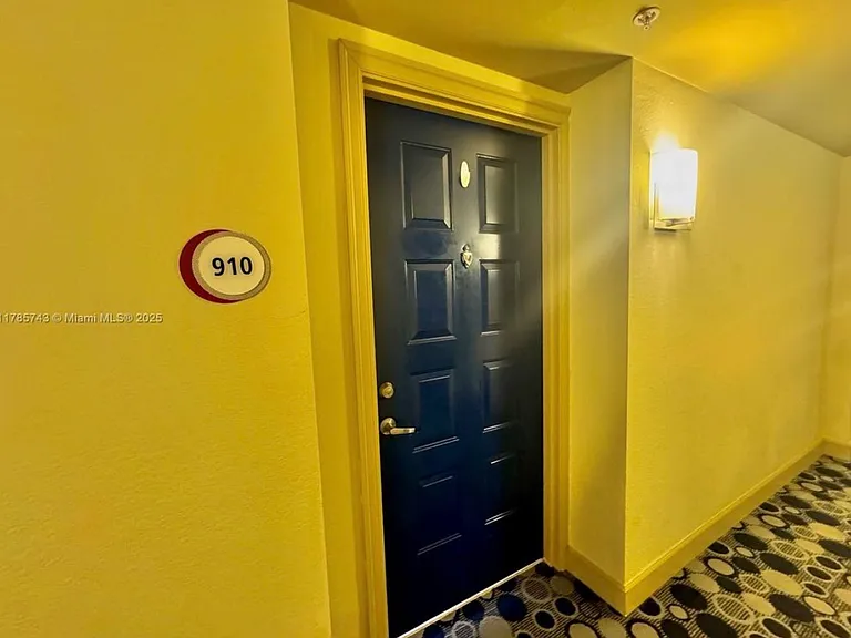1830 Radius Dr #910 — Photo 1