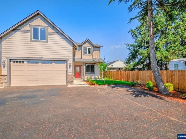 4985 Sooner Ln SE, Salem, OR 97317