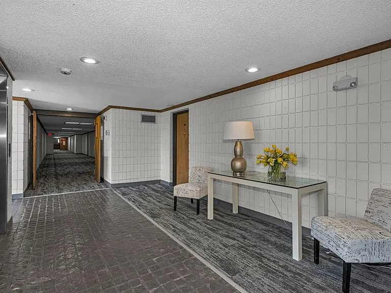2581 Countryside Blvd #304 — Photo 4