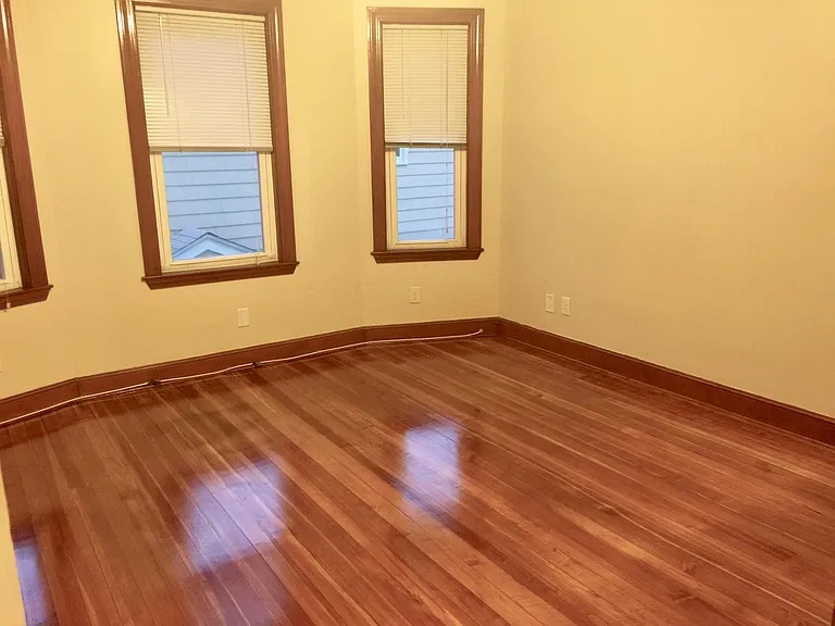 56 Fairmont St — Photo 10