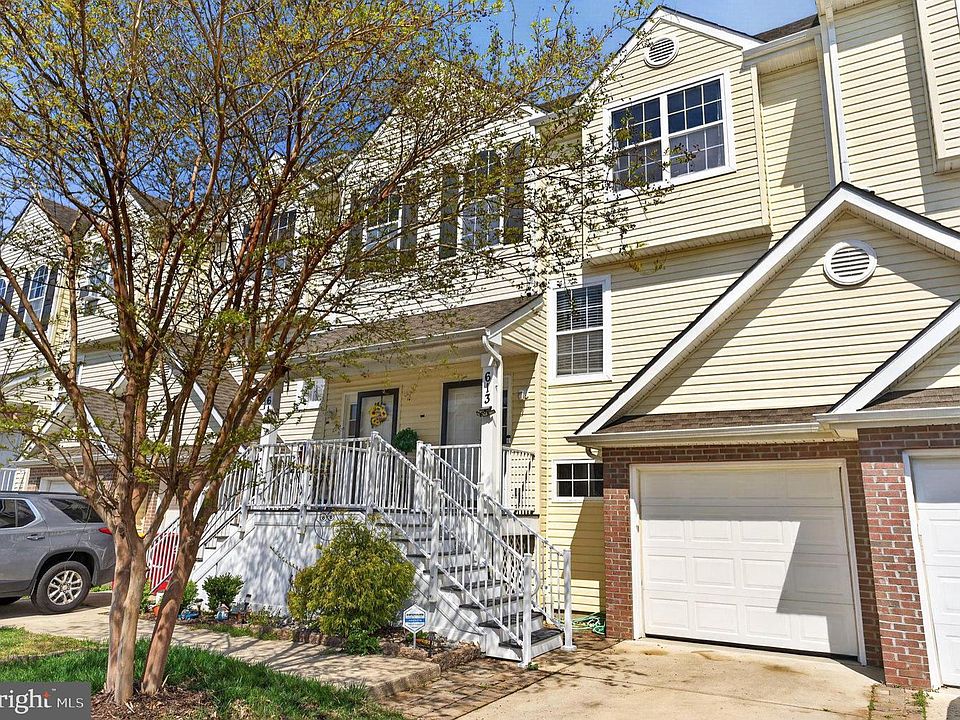 1st image of 613 Rosemary Dr