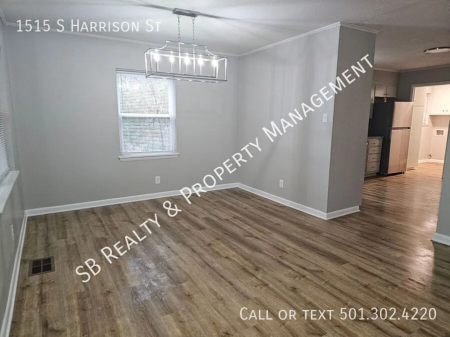 3 Bed 2 Bath — Photo 2