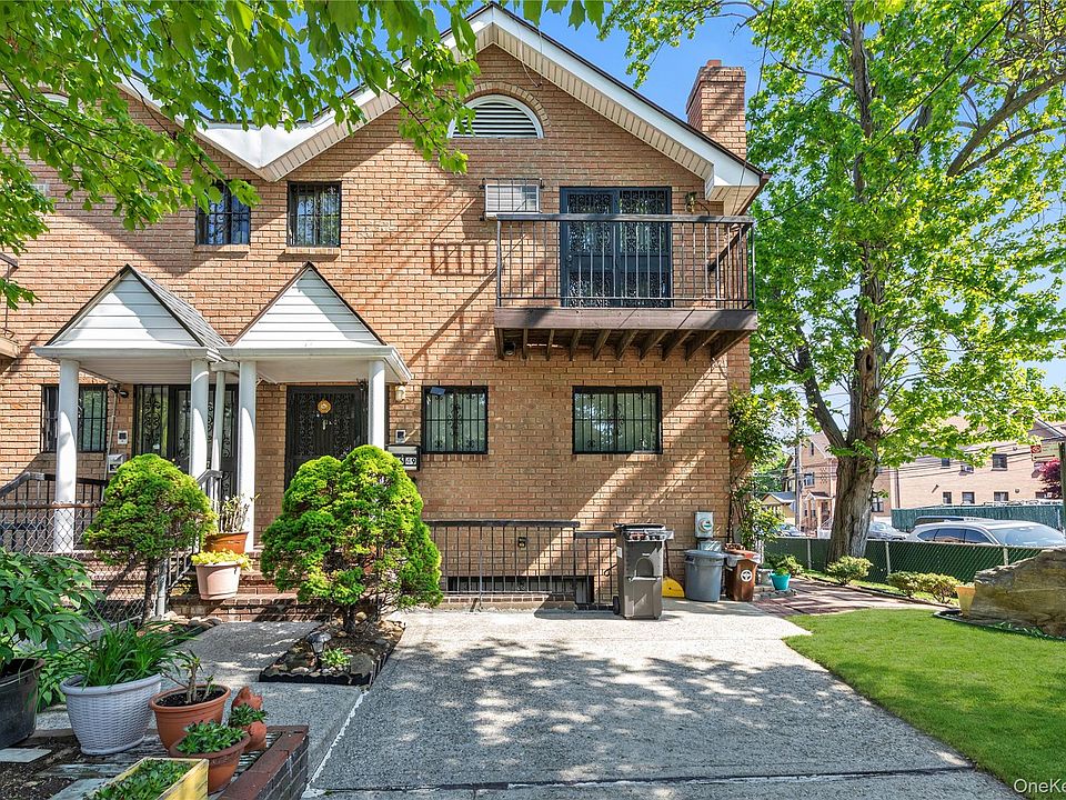 1st image of 136-49 58th Avenue