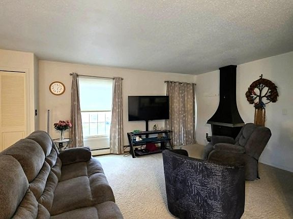 4th image of 1296 Hobbs Dr