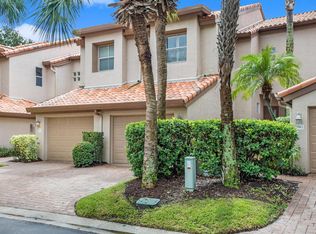 905 Crows Nest Ln, Tampa, FL 33602