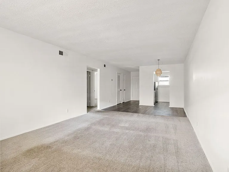The Riverview — Photo 30