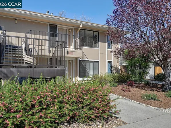 2700 Tice Creek Dr APT 3, Walnut Creek, CA 94595