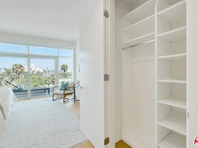 1705 Ocean Ave #502 — Photo 27