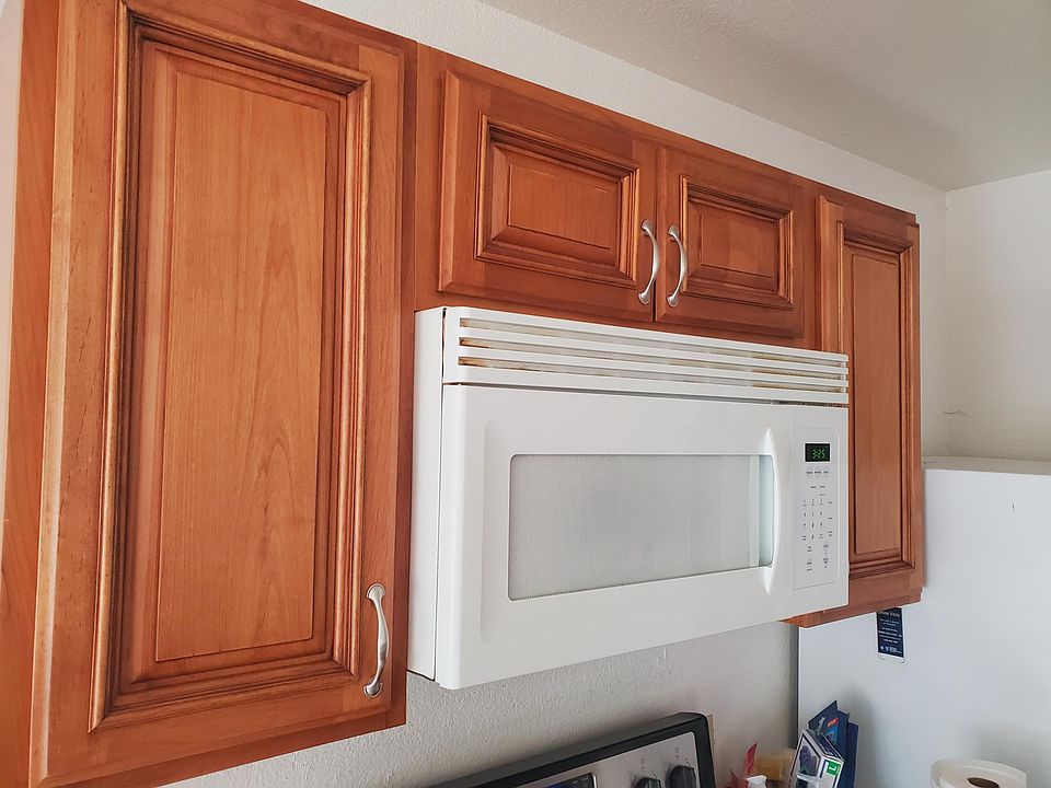2nd image of 29599 Vanderbilt St APT 301