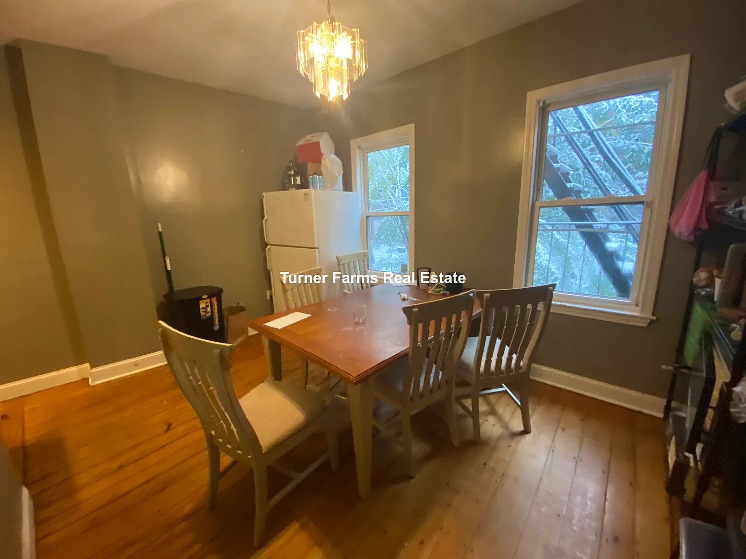 6 bed, 9999 sqft, $8,500 — Photo 4