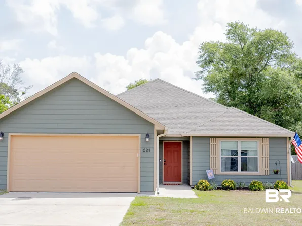 224 Lakefront Cir, Summerdale, AL 36580