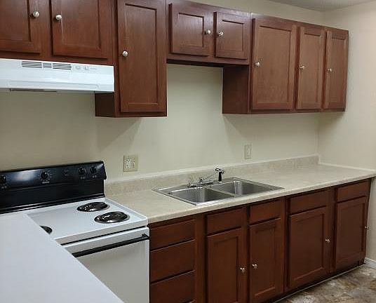 3rd image of 2642 Christie St APT H