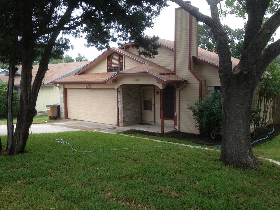 1st image of 11919 Rosethorn Dr