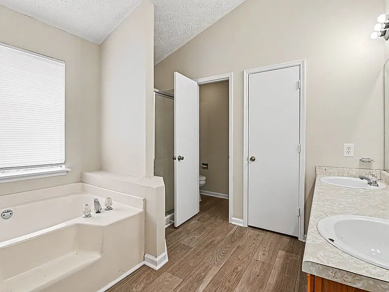3892 Conley Downs Ln — Photo 11
