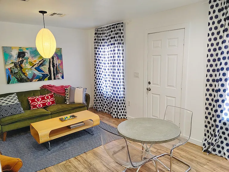 1118 E Roosevelt St #A — Photo 7