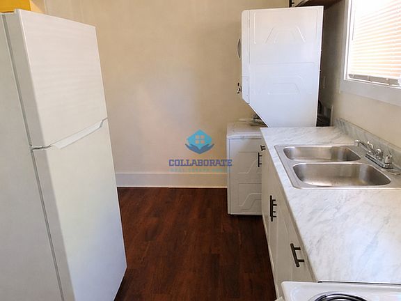 3rd image of 821 Maury St
