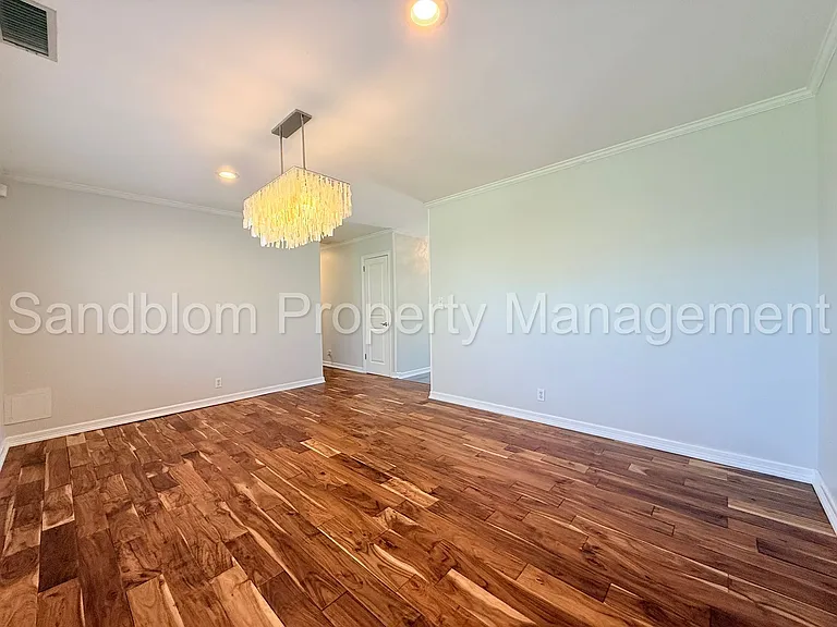 5871 S Quebec Ave — Photo 5
