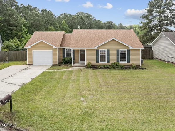 109 Saddle Ridge Court, Jacksonville, NC 28540