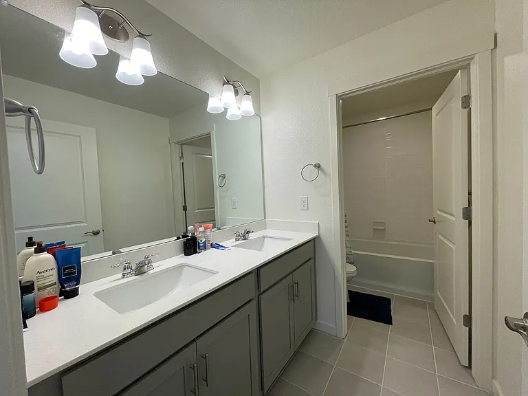 2224 Rosette Ln — Photo 24