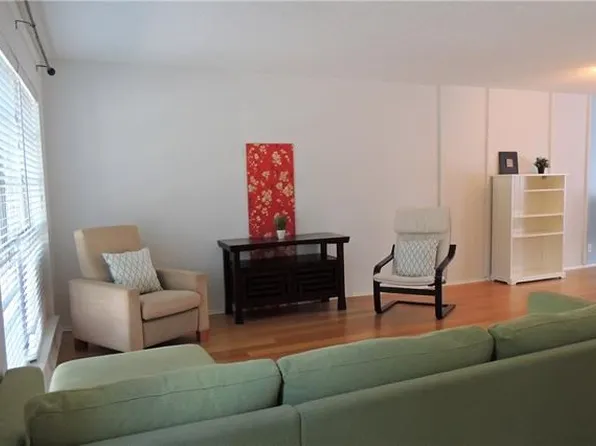 7253 Creekside Dr, Austin, TX 78752