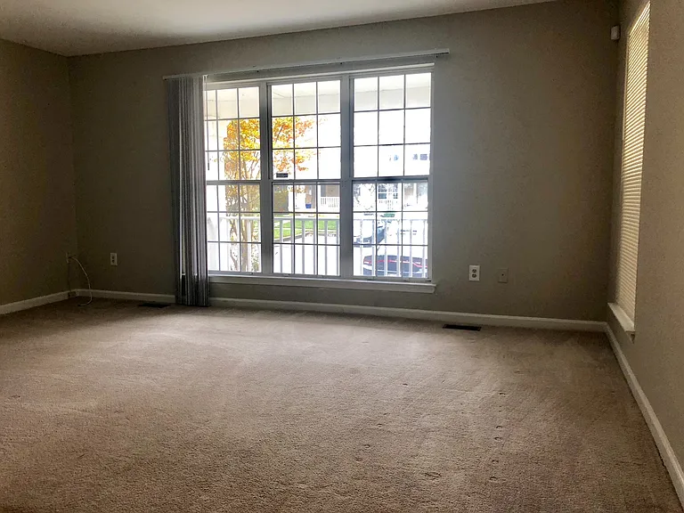 3929 Whispering Meadow Dr — Photo 2