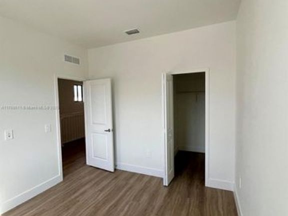 5th image of 18995 SW 345th St