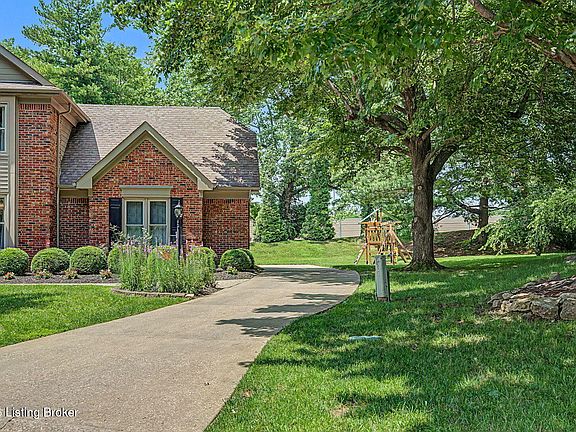 4th image of 7611 Wolfspring Ct