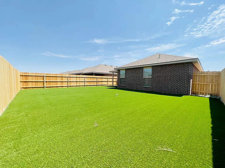 2132 Kirksey Ave — Photo 24
