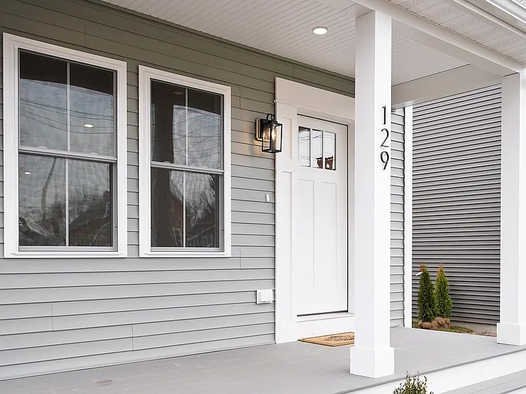 129 Graystone St — Photo 3