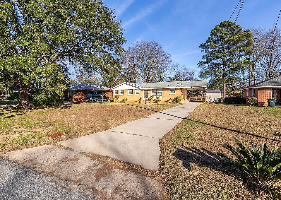 1st image of 504 Parkwood Dr