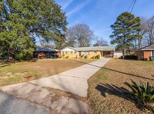 504 Parkwood Dr, Warner Robins, GA 31093