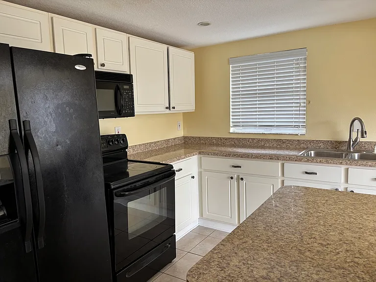 5629 Saren Dr — Photo 15