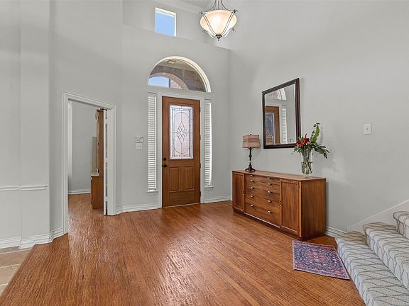 3rd image of 1100 Durango Cir
