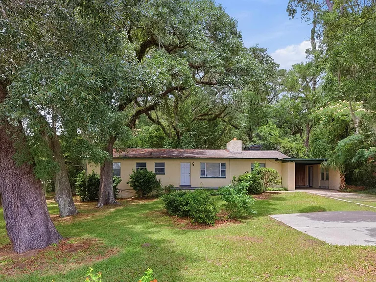 1734 W Tharpe St — Photo 27