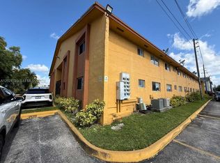 1501 W 42nd St #110, Hialeah, FL 33012