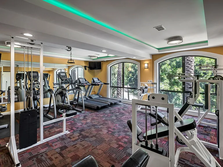 Apartments in Hollywood, CA - Fitness Center with Equipment