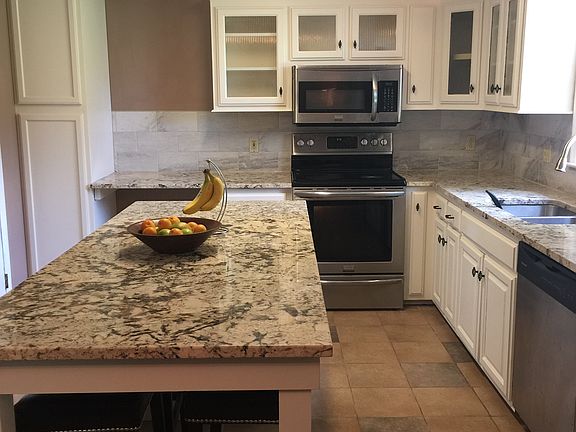 Bright Sunny Kitchen