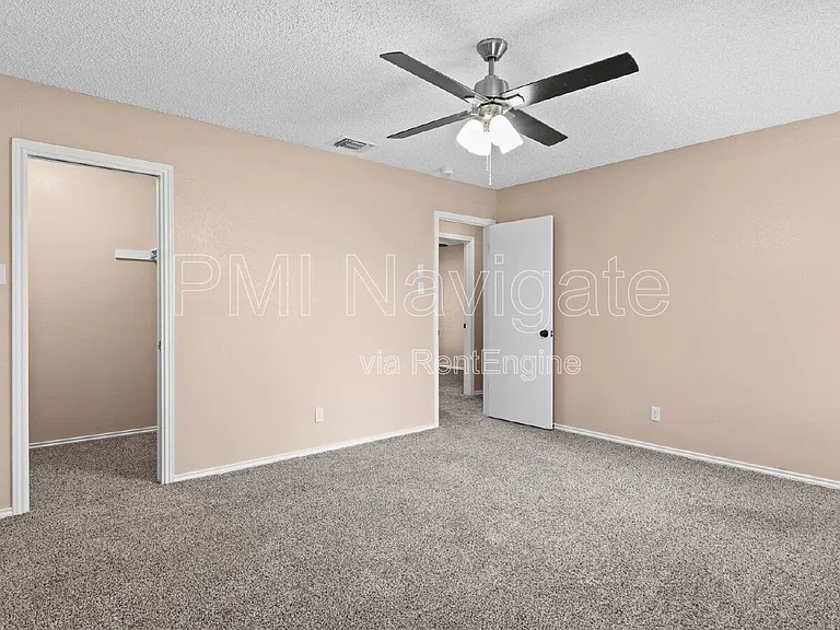 4606 Crested Land — Photo 10