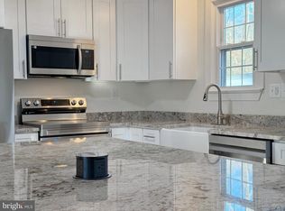 9350 Mathir Dr, La Plata, MD 20646