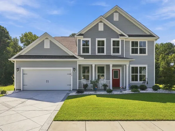718 Hickman St., Surfside Beach, SC 29575